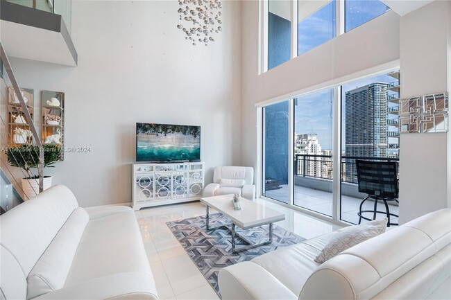 Foto del edificio - 60 SW 13th St