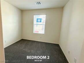 Building Photo - 4989 Fern Mesa Ave