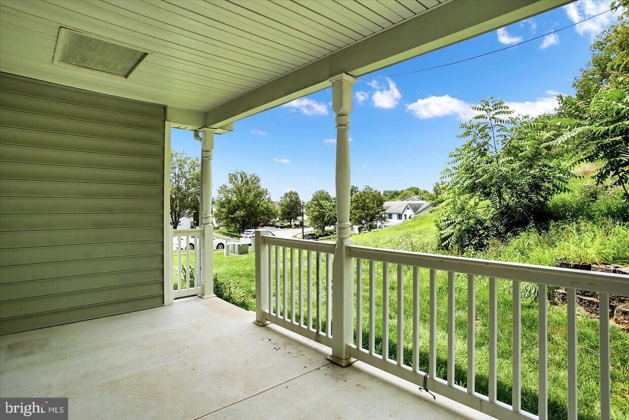 8 Lenox Ct, Mechanicsburg, PA 17050 Townhome Rentals in Mechanicsburg