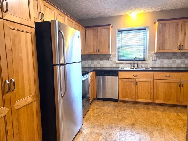 Building Photo - 27860 Berrywood Ln