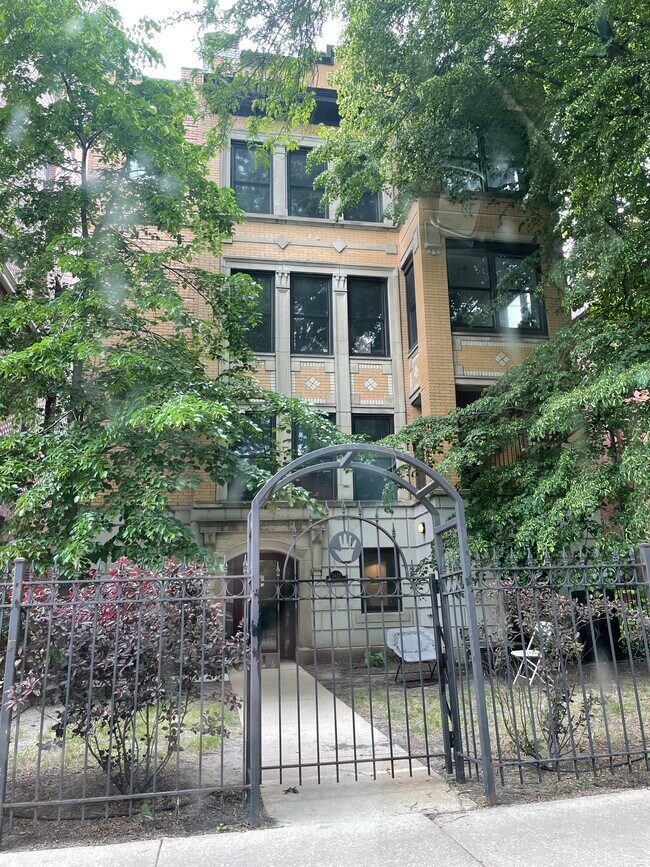 Foto del edificio - 2422 N Orchard St