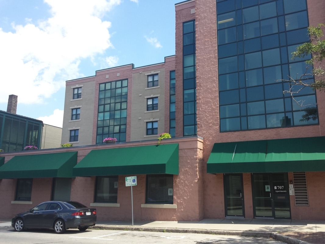 Primary Photo - Center City Plaza