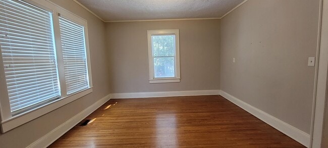 Building Photo - 1021 Fallston Rd