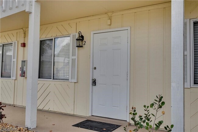 Foto del edificio - 4617 Bayshore Dr