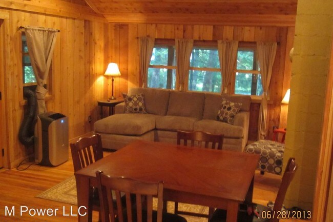 Building Photo - 3 br, 1 bath House - 11797 Gum Run Tr.