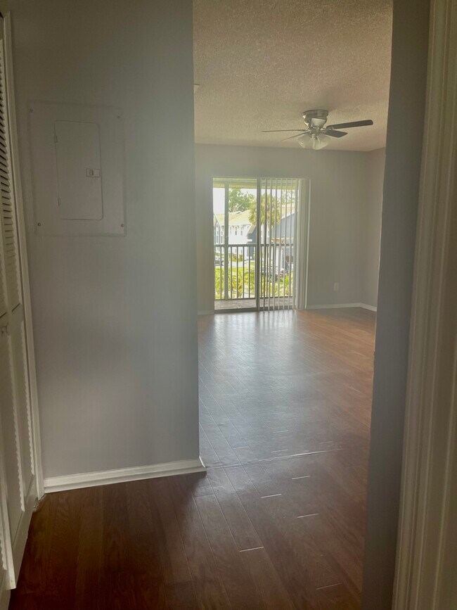 4304 Pershing Pointe Pl Unit 7, Orlando, FL 32822 Condo for Rent in