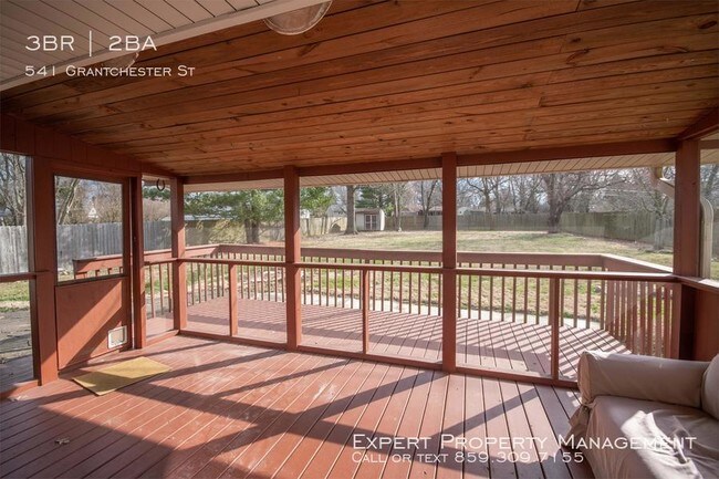 Building Photo - 541 Grantchester St