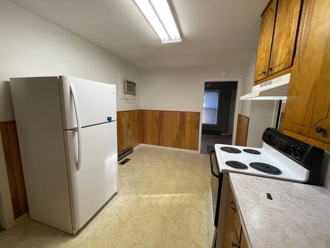 Foto del edificio - 2 bed/ 1 bath duplex with Carport