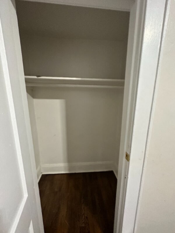 Foto del edificio - 35 E Tryon Ave