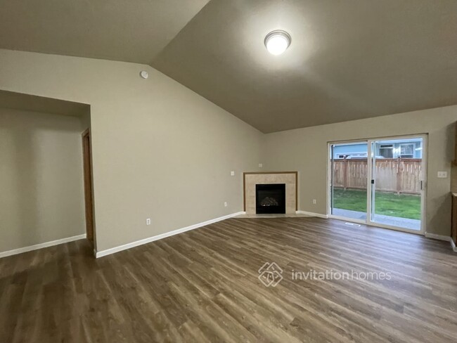 Building Photo - 19112 23rd Ave Ct E