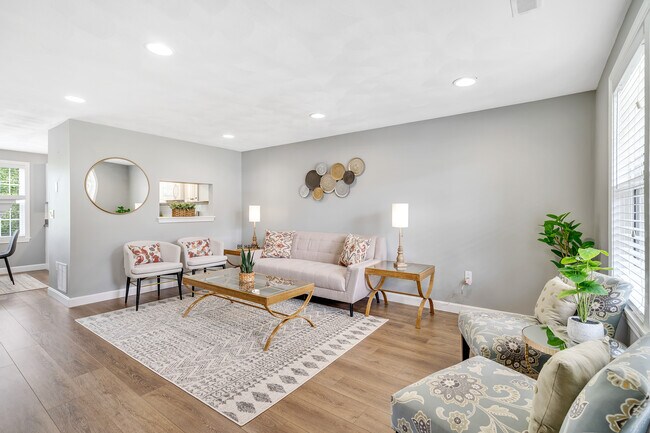 Foto del edificio - 74 Juniper Ln