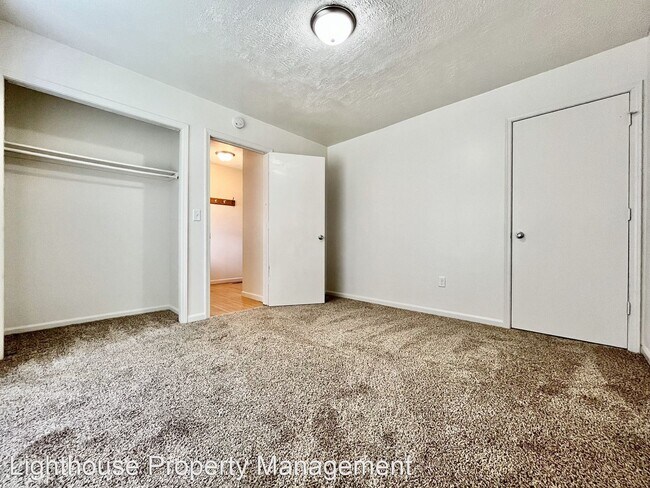 Foto del edificio - 4 br, 2 bath House - 5502 Kalamazoo Avenue