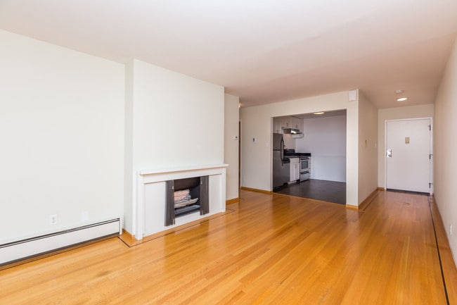 Building Photo - 1440 Sutter St