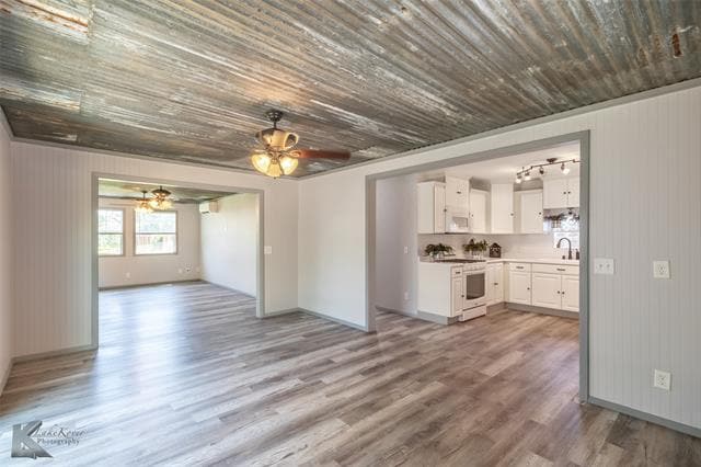 Building Photo - 3183 Curry Ln