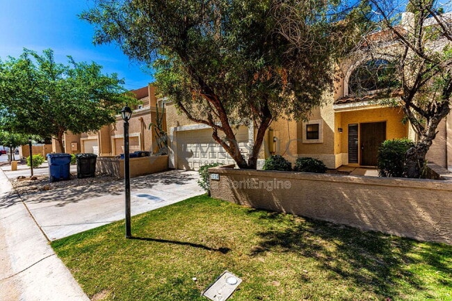 Photo - 2024 N Sunset Dr House