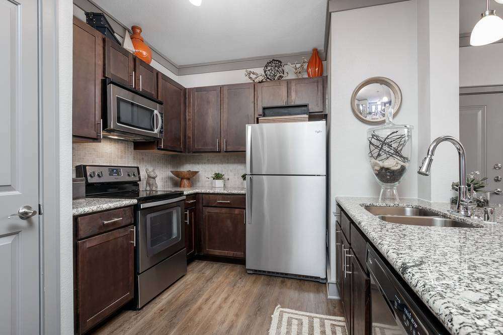 Foto principal - 4625 Plano Pkwy