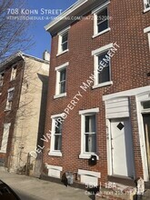 Building Photo - 708 Kohn St