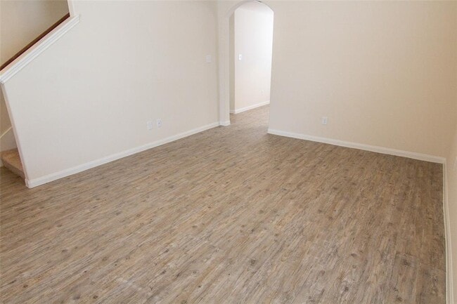 Foto del edificio - 4207 Silver Ranch Rd