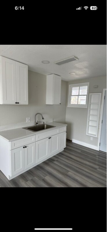 Foto del edificio - 251 Juniper St