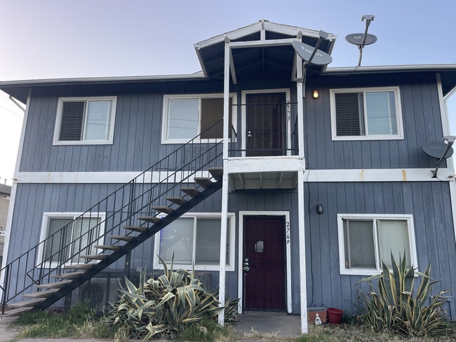 Building Photo - 2773 Meadowview Rd