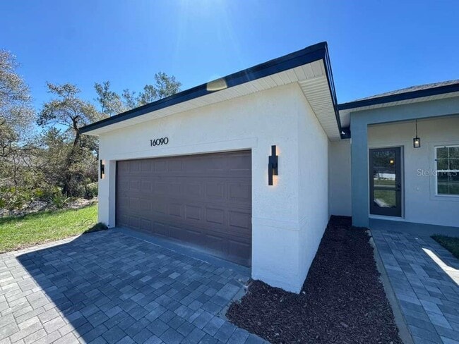 Foto del edificio - 16090 SW 35th Court Rd