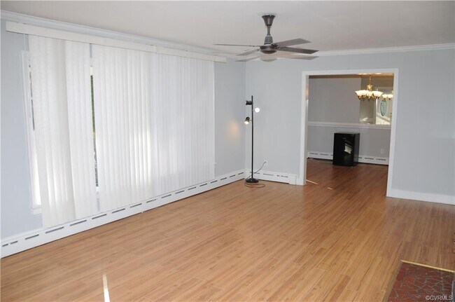 Foto del edificio - 8406 Patterson Ave