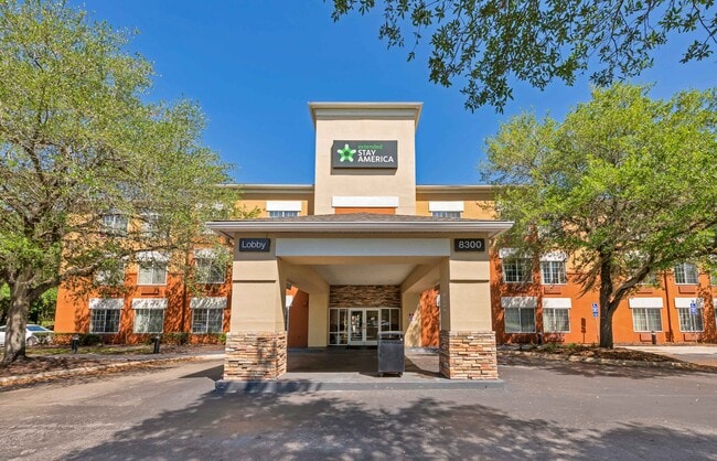 Building Photo - Furnished Studio-Jacksonville - Baymeadows