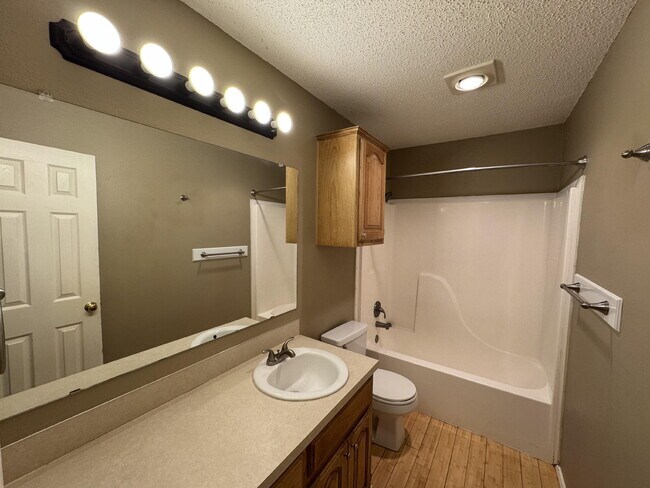 Foto del edificio - 6415 13th St