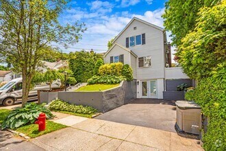 Building Photo - 46 Marino Ave