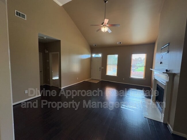 Building Photo - 4297 Sierra Way