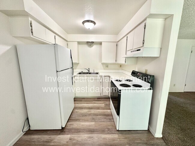 Foto del edificio - 3970 W Glenn St