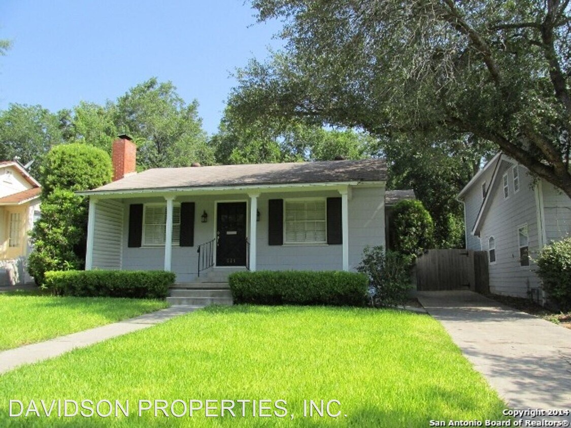 Foto principal - 2 br, 2 bath House - 521 Ogden Ln