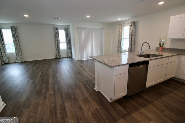 Foto del edificio - 205 Landing Blvd