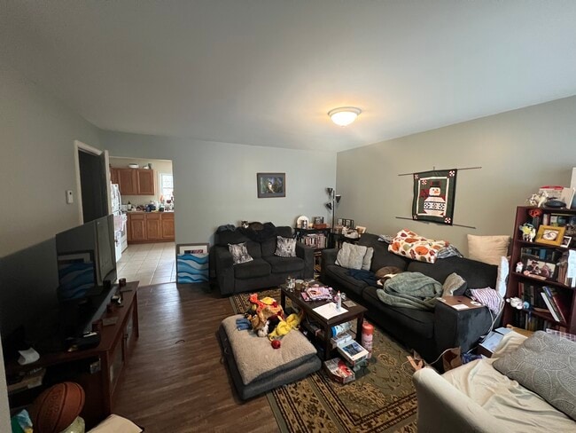 Living room - 7 Pleasant Woods