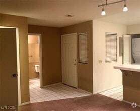 Building Photo - 4360 Woodpine Dr