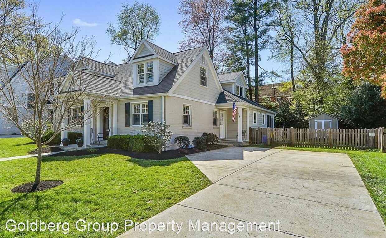 Building Photo - 5 br, 3 bath House - 4403 Edgefield Road