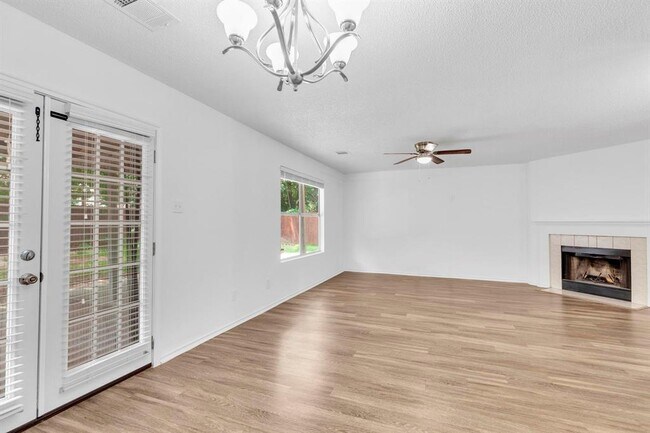 Foto del edificio - 20820 Jumpers Delight Ln