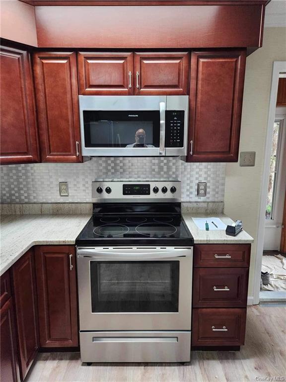 499 E Rd Unit 2, Marlboro, NY 12542 Room for Rent in Marlboro, NY