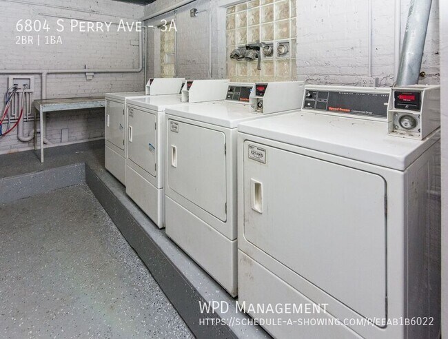 Building Photo - 6804 S Perry Ave