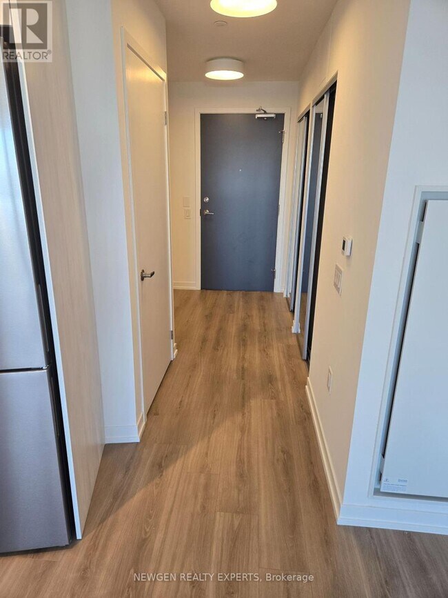 Building Photo - 2485 Eglinton Ave W