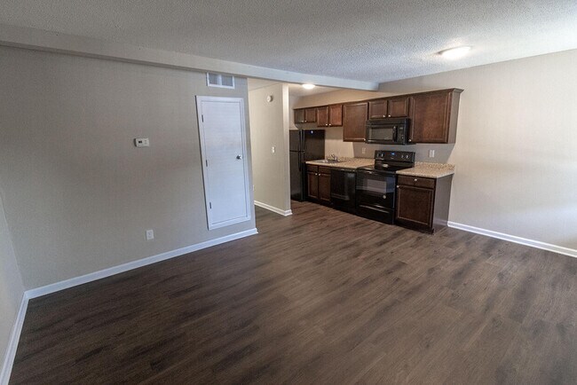 Foto del edificio - 105 N Garth Ave