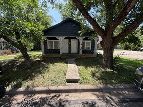 Building Photo - 617 N 18th St