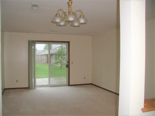 Foto del edificio - 855 Highview Dr