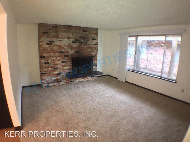 Foto del edificio - 17600 SE Pine St