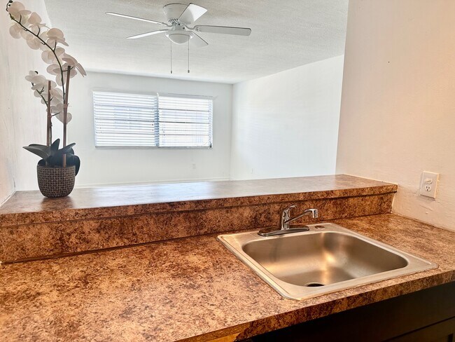 Foto del edificio - 1225 NE 124th St