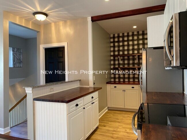 Building Photo - 1512 Deene Park Cir