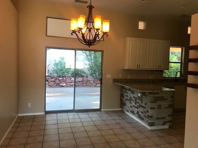 Building Photo - Coming Soon - Great 3 bed, 2 bath home with 2 car garage Front courtyard, covered back patio, piz...