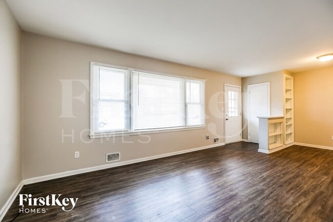 Foto del edificio - 10508 East 33rd Terrace S