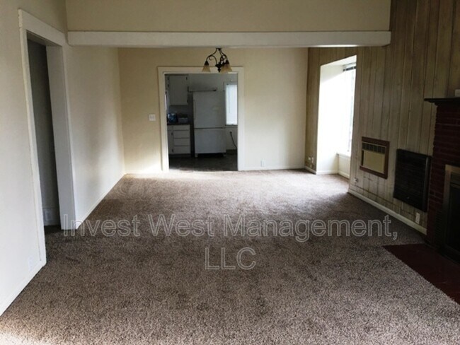 Building Photo - 3203 K St