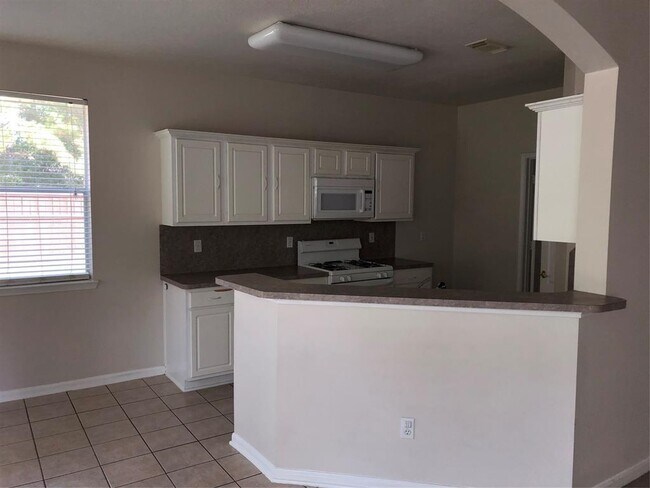 Foto del edificio - 17235 Red River Trail